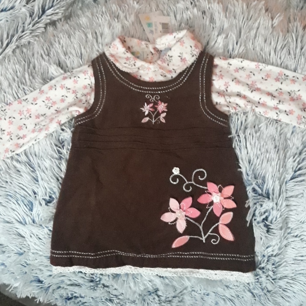 NWT two pc girl's dress with flower embroidery